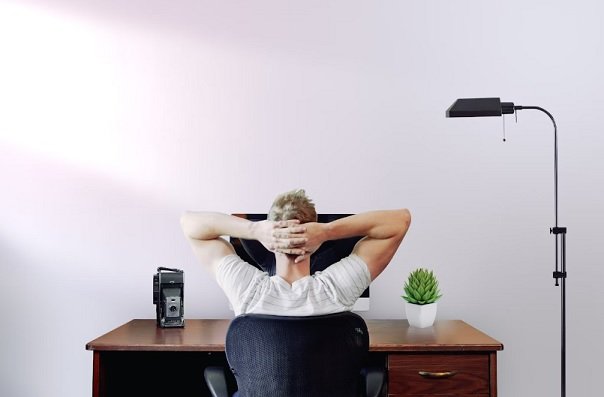 Nine Amazing Tips to Find the Ideal Ghostwriter for Your Next Writing Project
